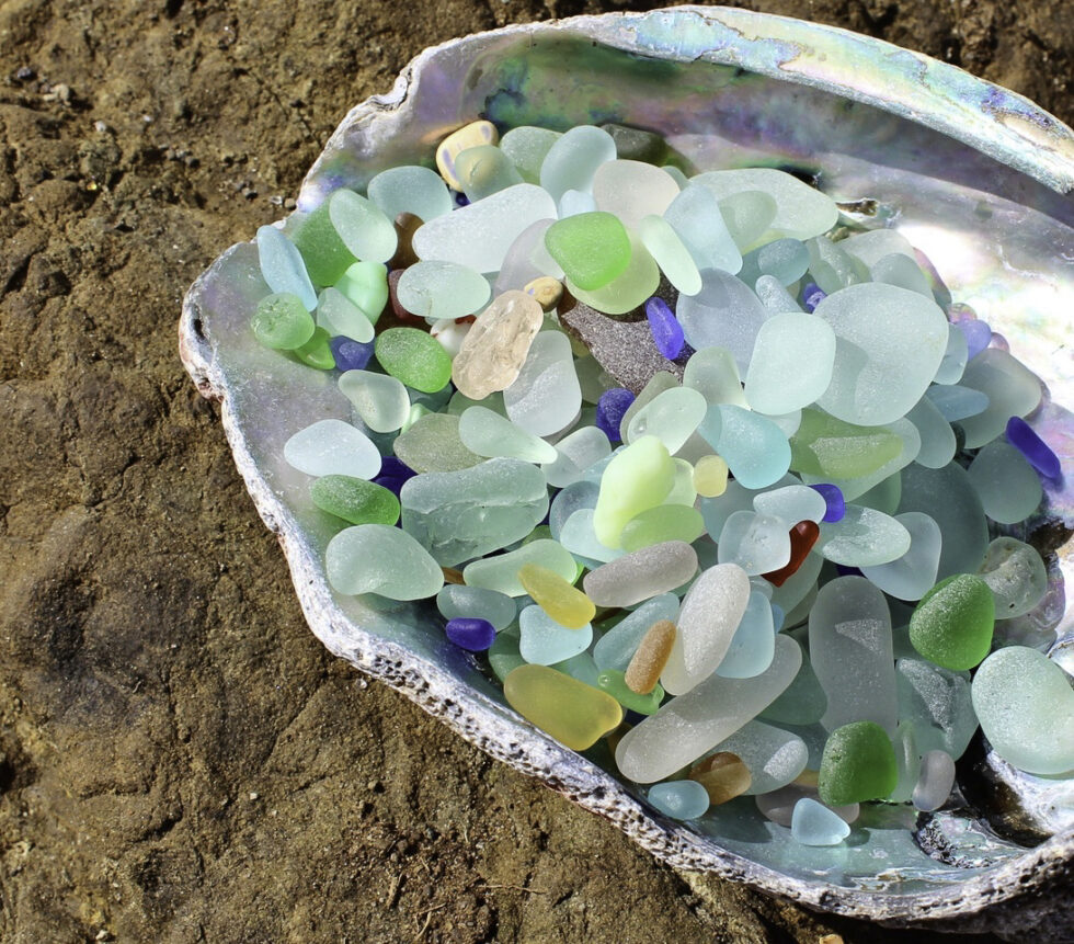 ePostcard 125 Sea Glass Lessons Cloud Ridge Naturalists & Cloud Ridge Publishing